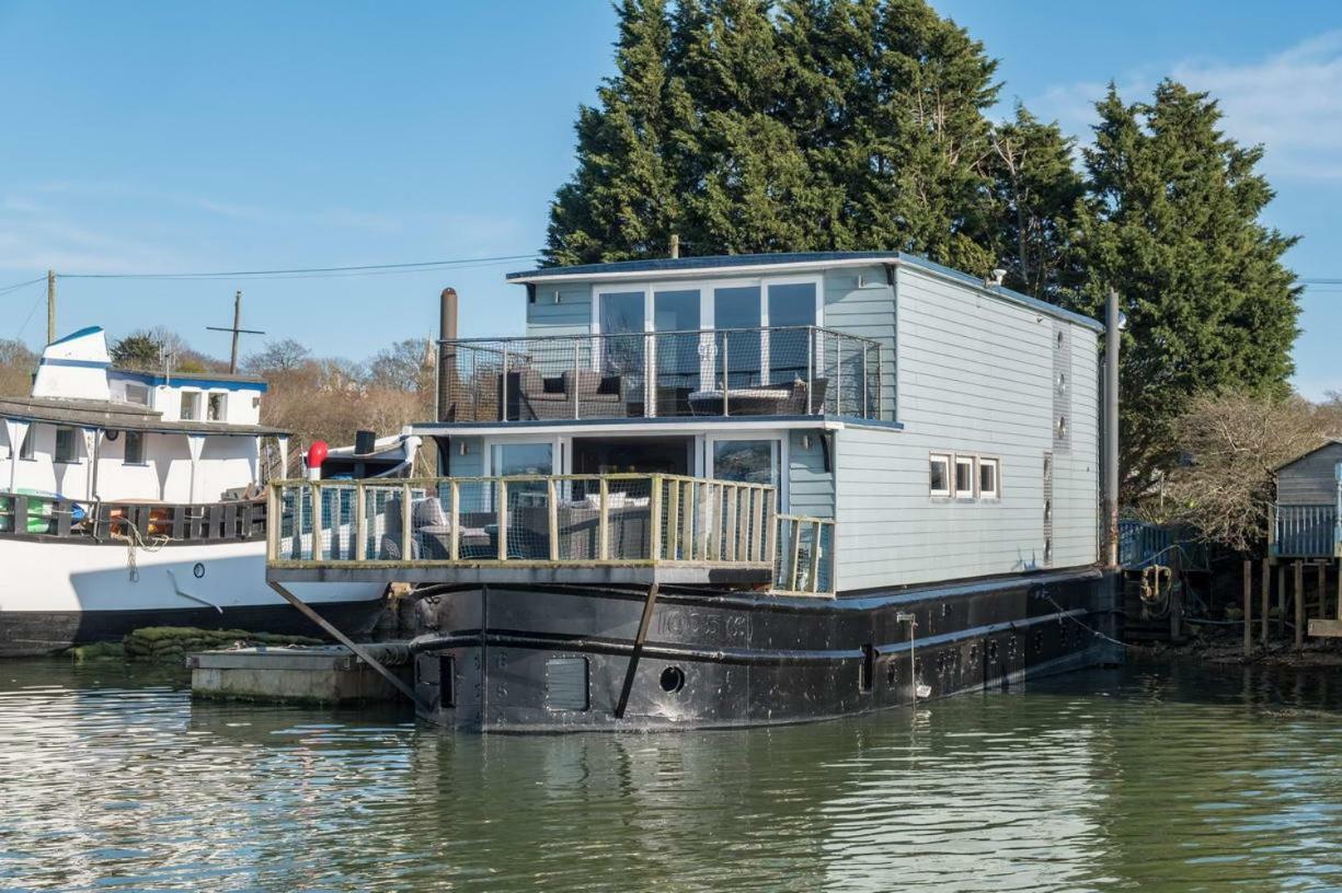 Houseboat Harbourside View Bed and Breakfast Newport  Buitenkant foto
