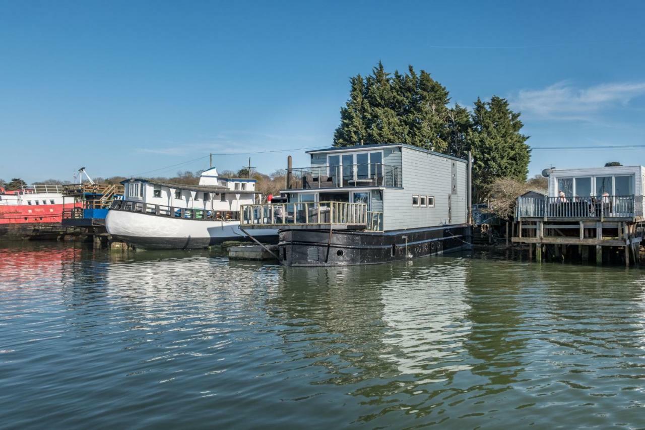 Houseboat Harbourside View Bed and Breakfast Newport  Buitenkant foto